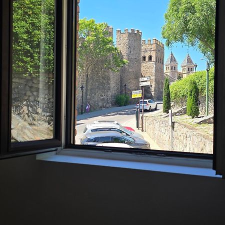 Apartamentos,Puerta De Bisagra-Parking Gratis Toledo Exterior photo